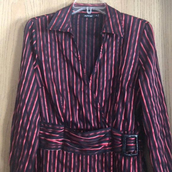 Apt 9 Med Women’s Red/Black Striped Blouse - Picture 3 of 5
